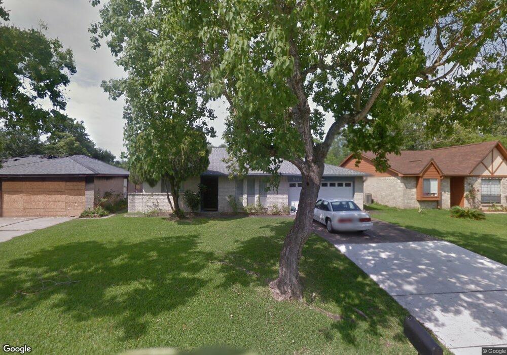 16814 Blackhawk Blvd, Friendswood, TX 77546 - photo 1