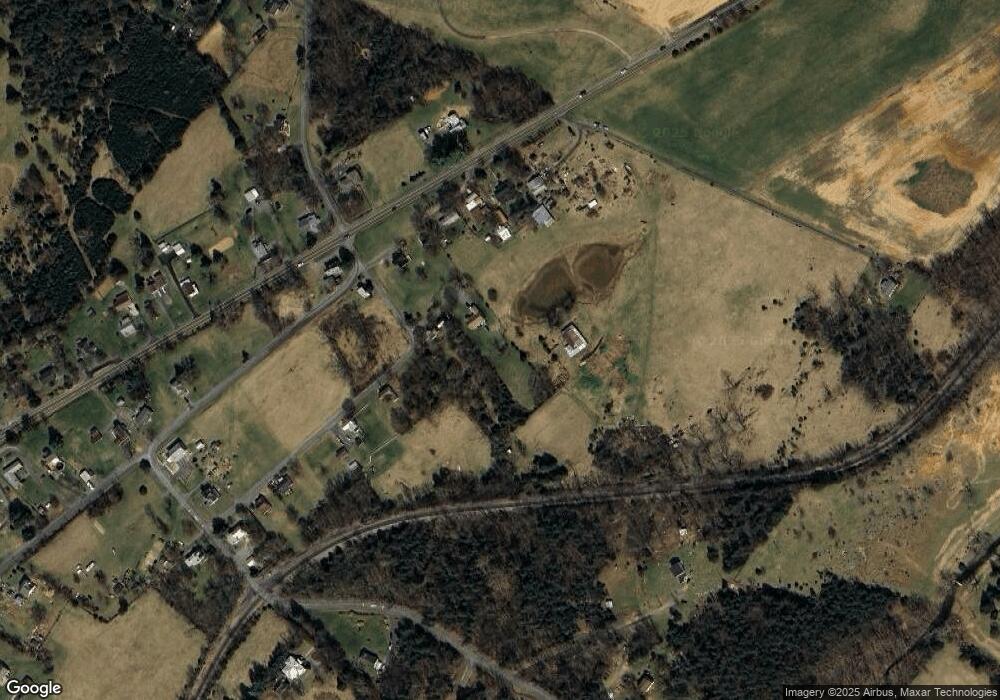 63 Walters Ln, Bentonville, VA 22610 - photo 1