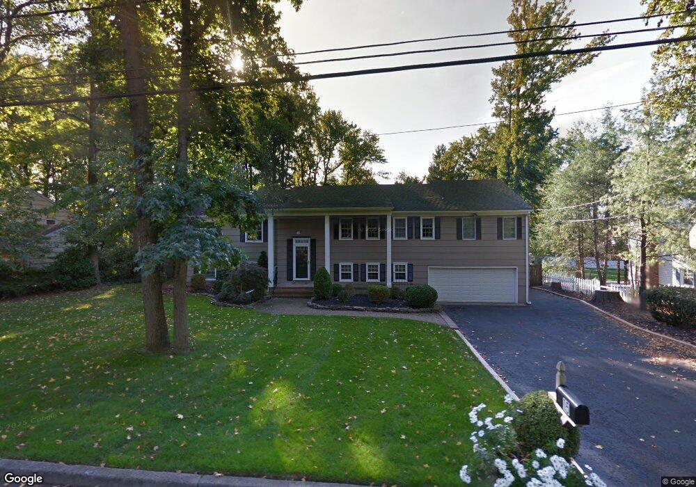 15 Tamarack Rd, Edison, NJ 08820 - photo 1