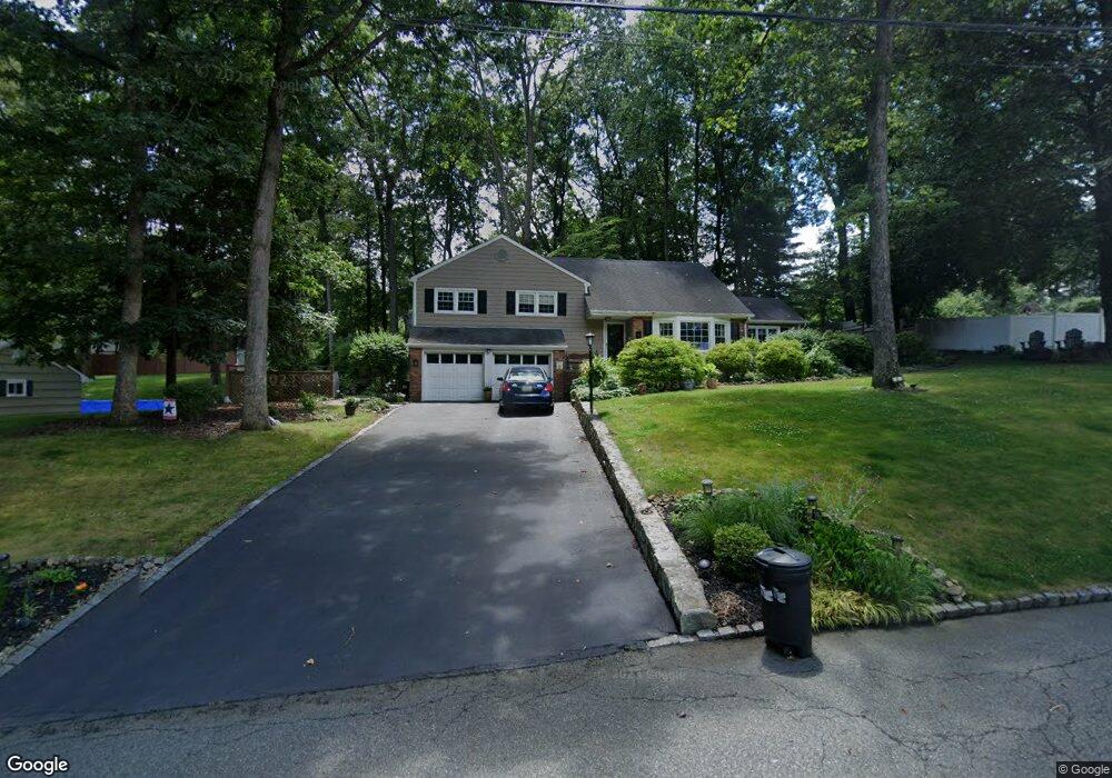 8 Crestview Ct E, Morris Plains, NJ 07950 - photo 1
