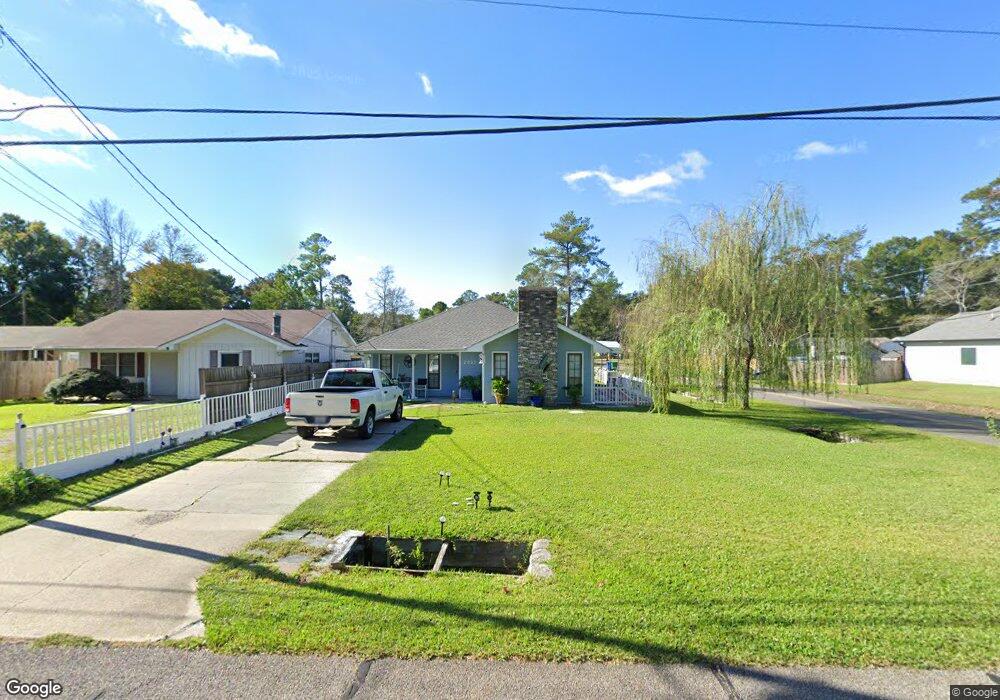 2423 Robin St, Slidell, LA 70460 - photo 1