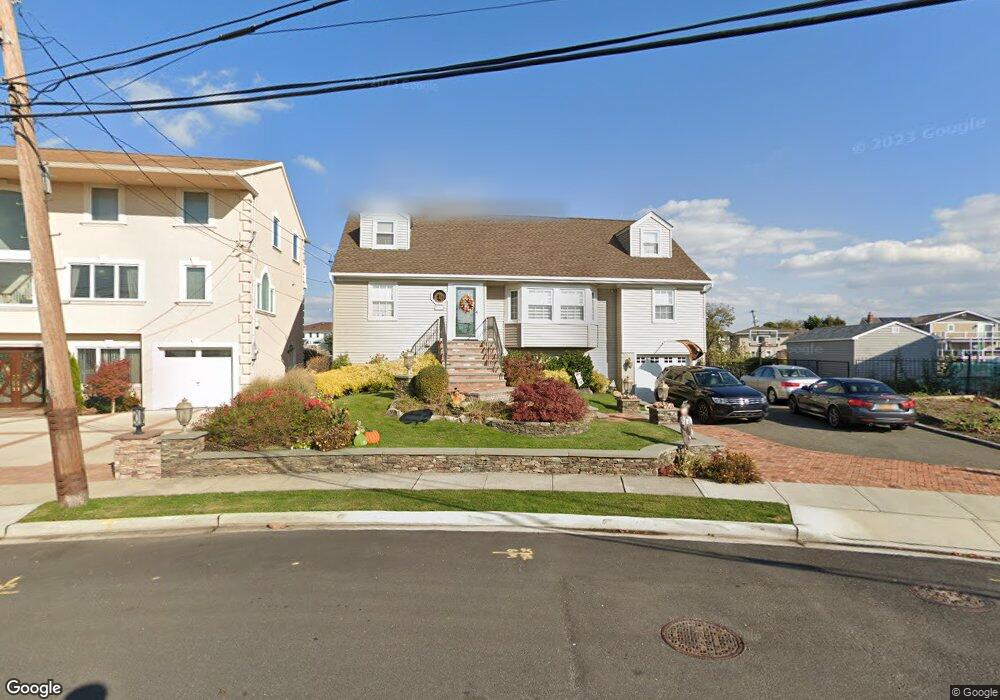 3431 Lindbergh Ave, Oceanside, NY 11572 - photo 1