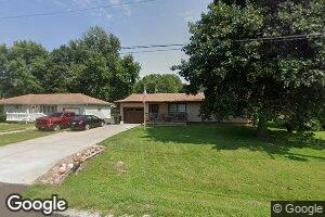801 N 9th St, Wathena, KS 66090