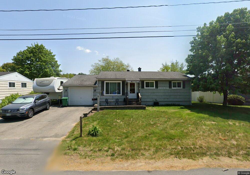 1 3rd St, Rochester, NH 03867 - photo 1