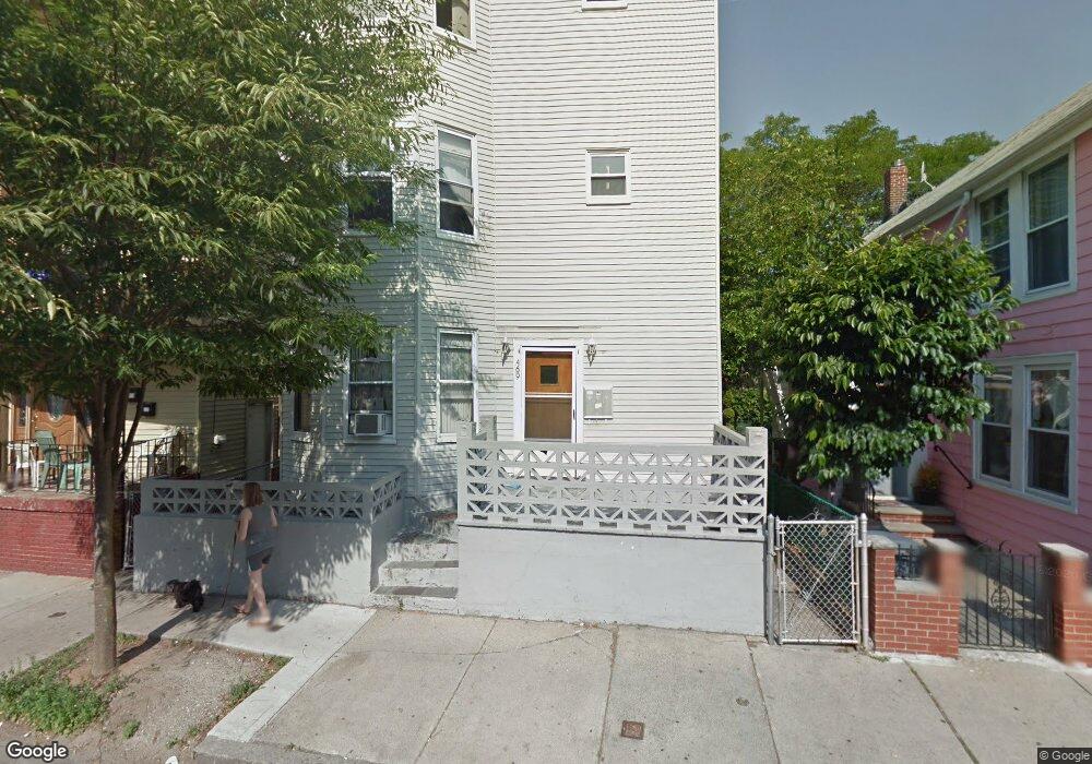 469 Windsor St unit 3, Cambridge, MA 02141 - photo 1