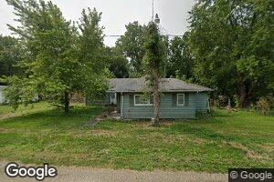 400 W 3rd St, Latham, IL 62543
