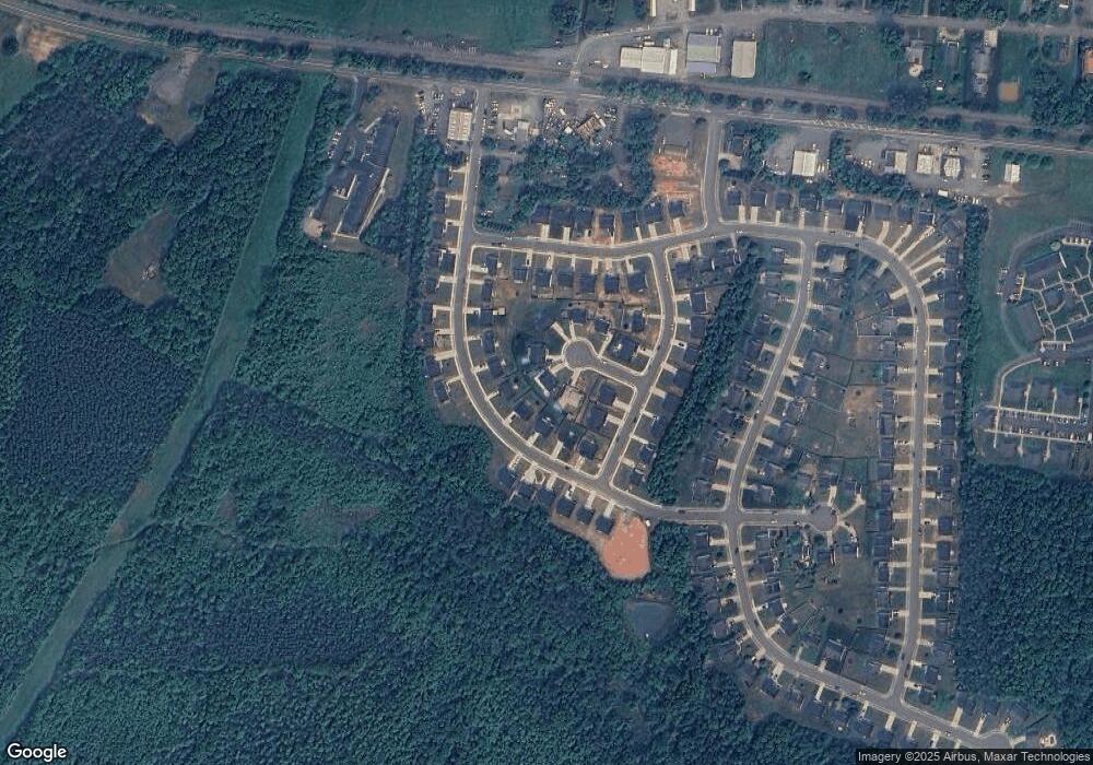 403 Evergreen Cir, Louisa, VA 23093 - photo 1