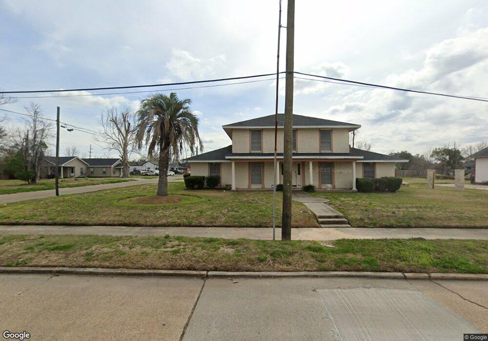 930 Pryce St, Lake Charles, LA 70601 - photo 1