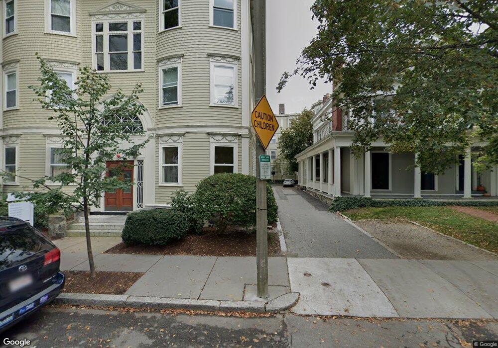 14 Linden St unit 5, Brookline, MA 02445 - photo 1