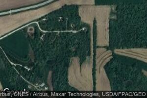 17611 Nine Oaks Dr, Spring Grove, MN 55974