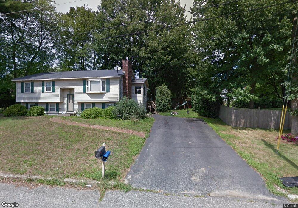 8 Camelot Dr, Hooksett, NH 03106 - photo 1