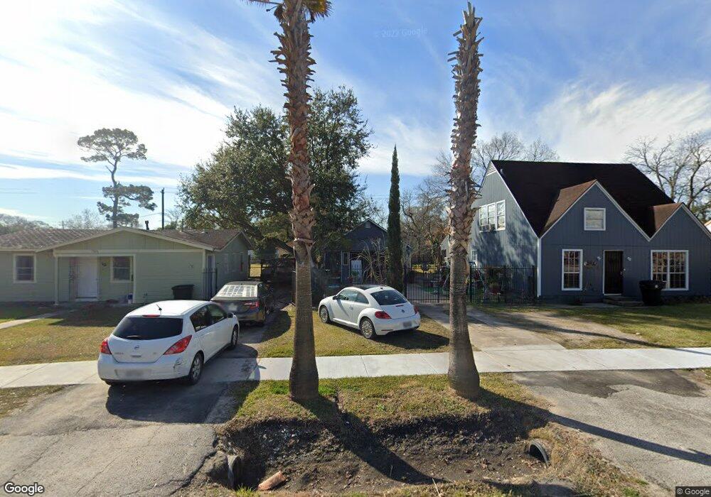 7922 Hartford St, Houston, TX 77017 - photo 1