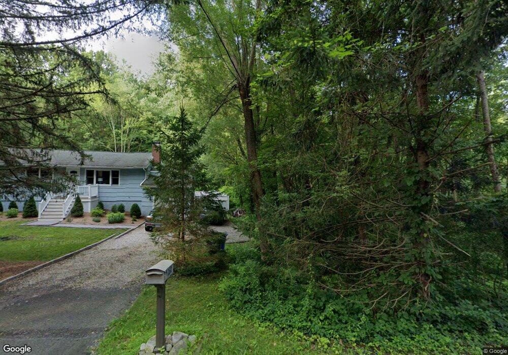 254 Bennetts Farm Rd, Ridgefield, CT 06877 - photo 1