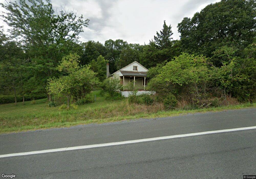 9821 N Frederick Pike, Cross Junction, VA 22625 - photo 1