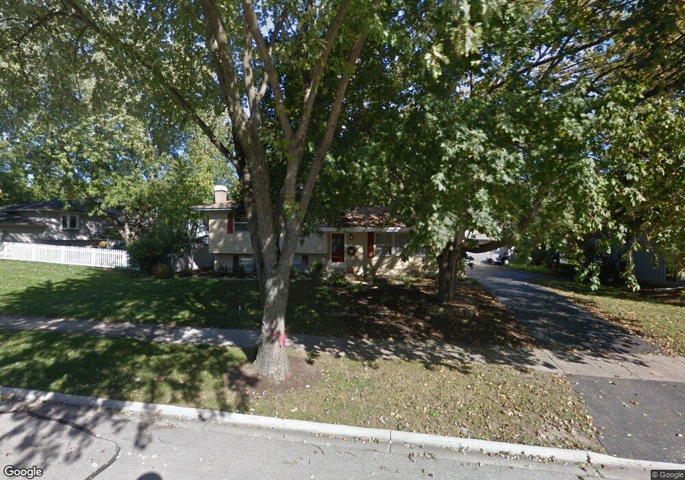 329 Tupelo Ave, Naperville, IL 60540 - photo 1