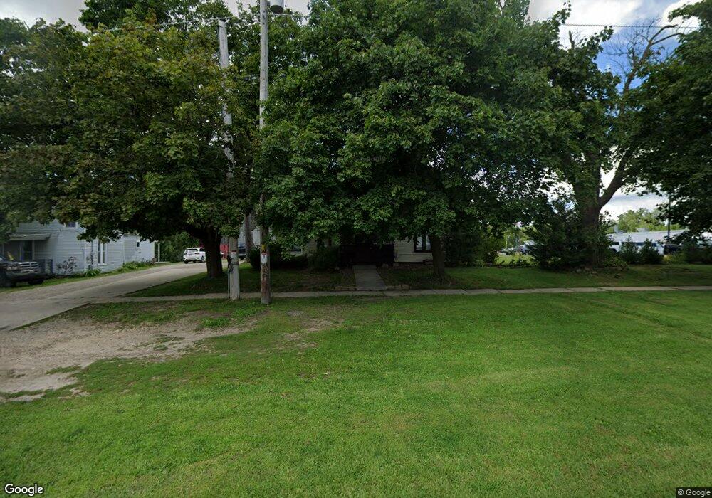 337 Union St, Evansville, WI 53536 - photo 1