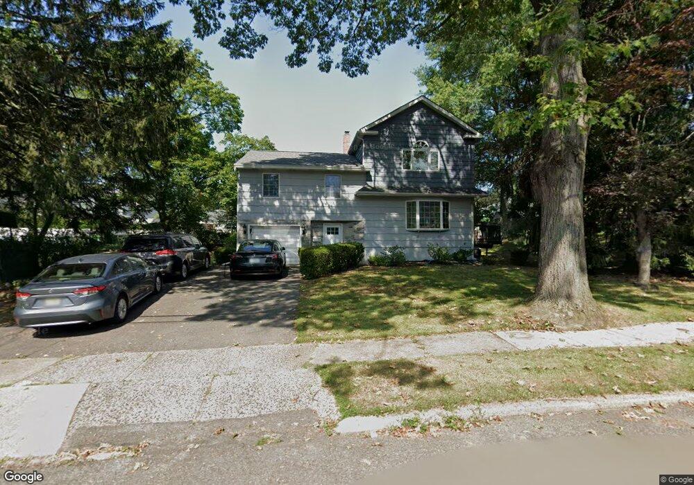 805 Stella Ct, Paramus, NJ 07652 - photo 1