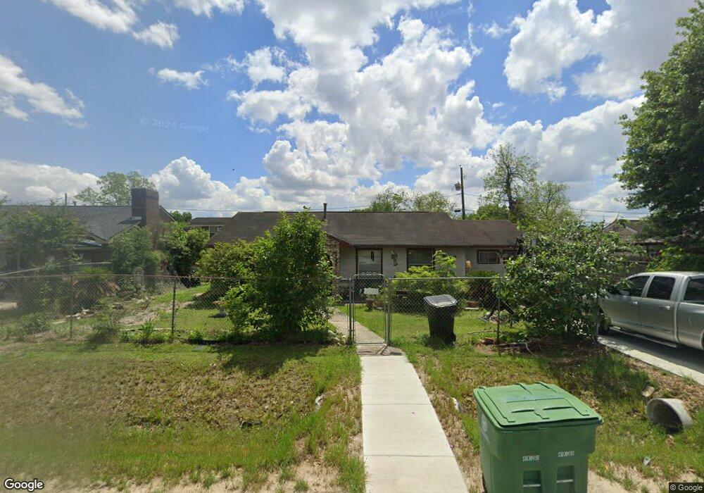 222 Connie St, Houston, TX 77076 - photo 1