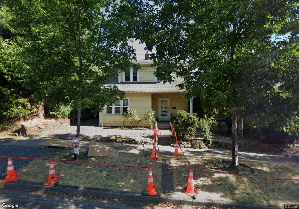 1379 E 21st Ave, Eugene, OR 97403 - photo 1