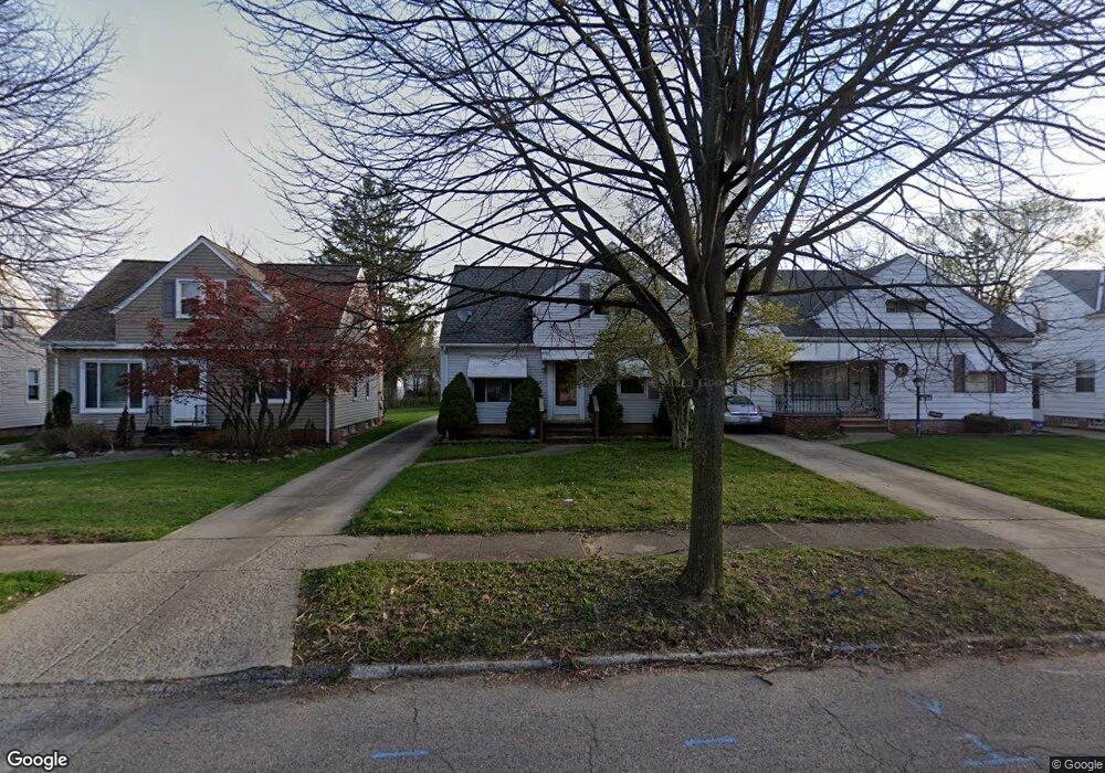 17809 Dalewood Ave, Maple Heights, OH 44137 - photo 1