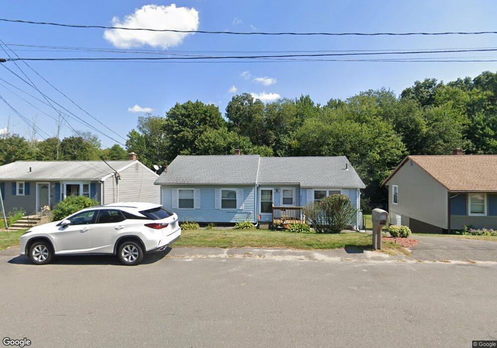 72 Madera Dr, Waterbury, CT 06704 - photo 1