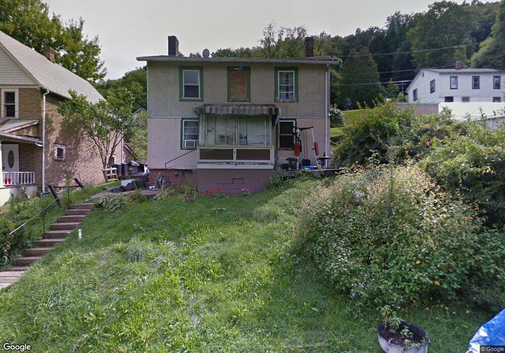 1315 Sassafrass St, Franklin, PA 16323 - photo 1