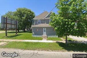 207 E 11th St, Waterloo, IA 50703