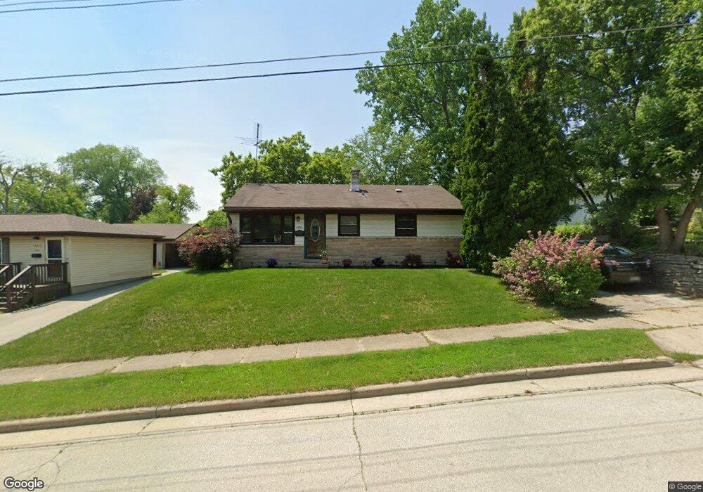 2020 Highland Ave, Waukesha, WI 53186 - photo 1