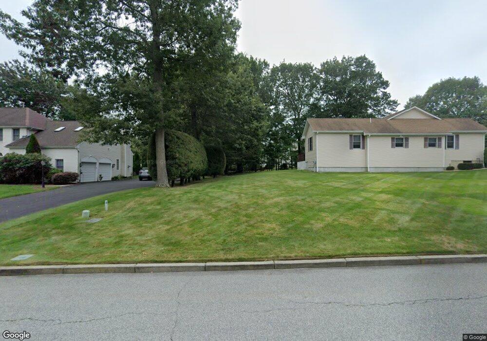 74 Raven Cir, Cranston, RI 02921 - photo 1