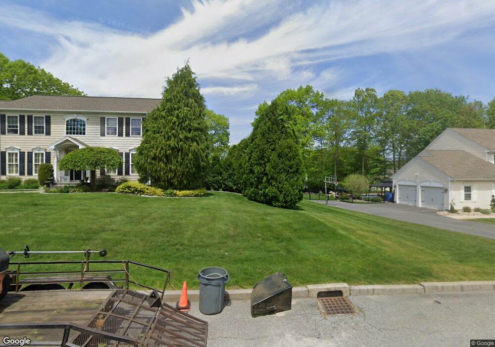 69 Raven Cir, Cranston, RI 02921 - photo 1