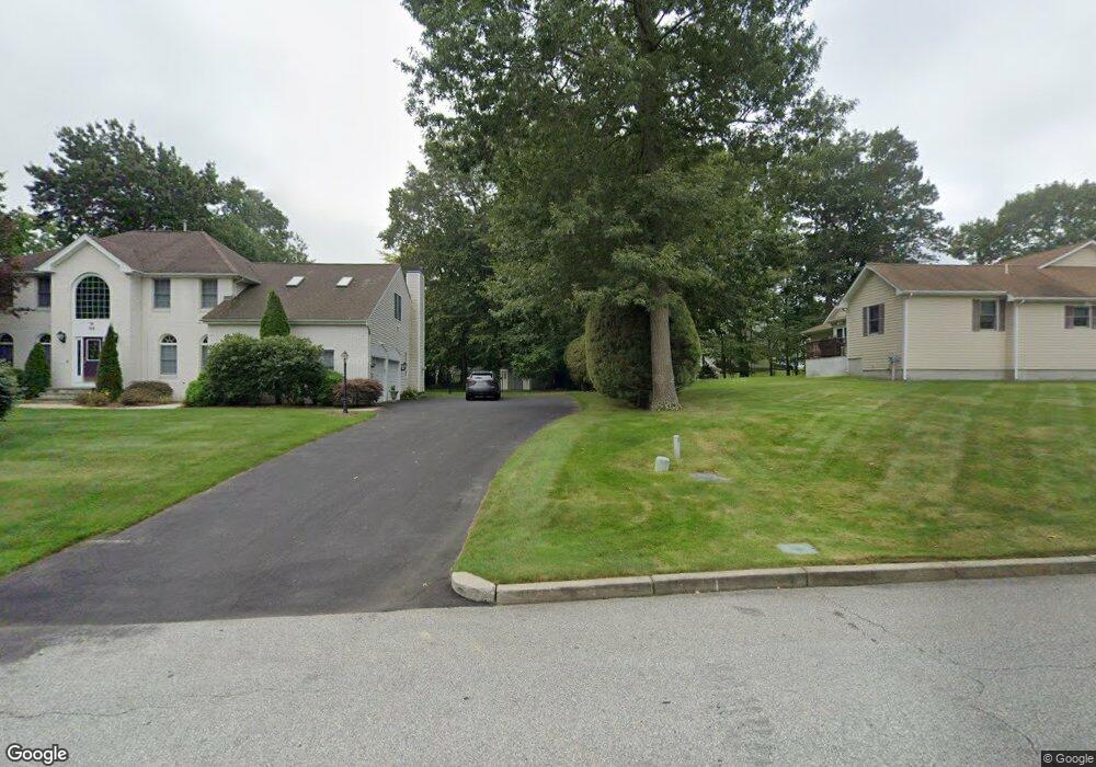 68 Raven Cir, Cranston, RI 02921 - photo 1