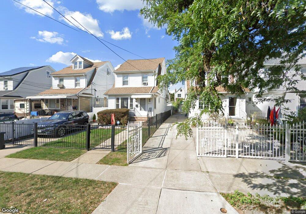 19719 89th Rd, Hollis, NY 11423 - photo 1