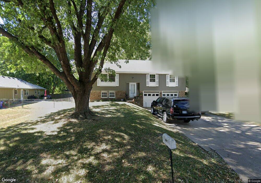 6024 Noland Rd, Shawnee, KS 66216 - photo 1