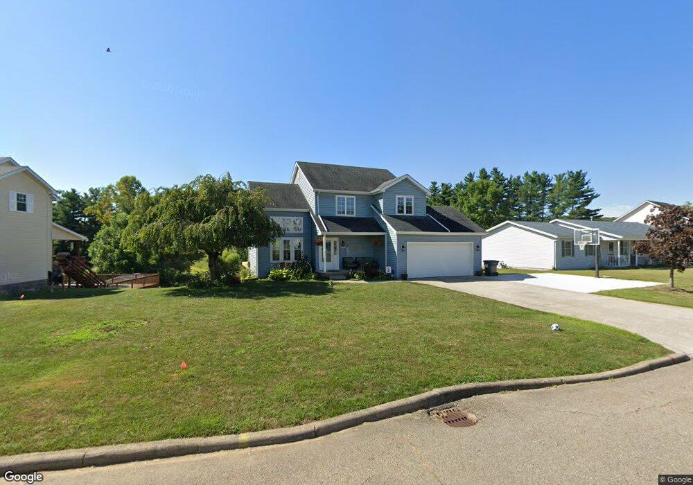 340 Mae St, Logan, OH 43138 - photo 1