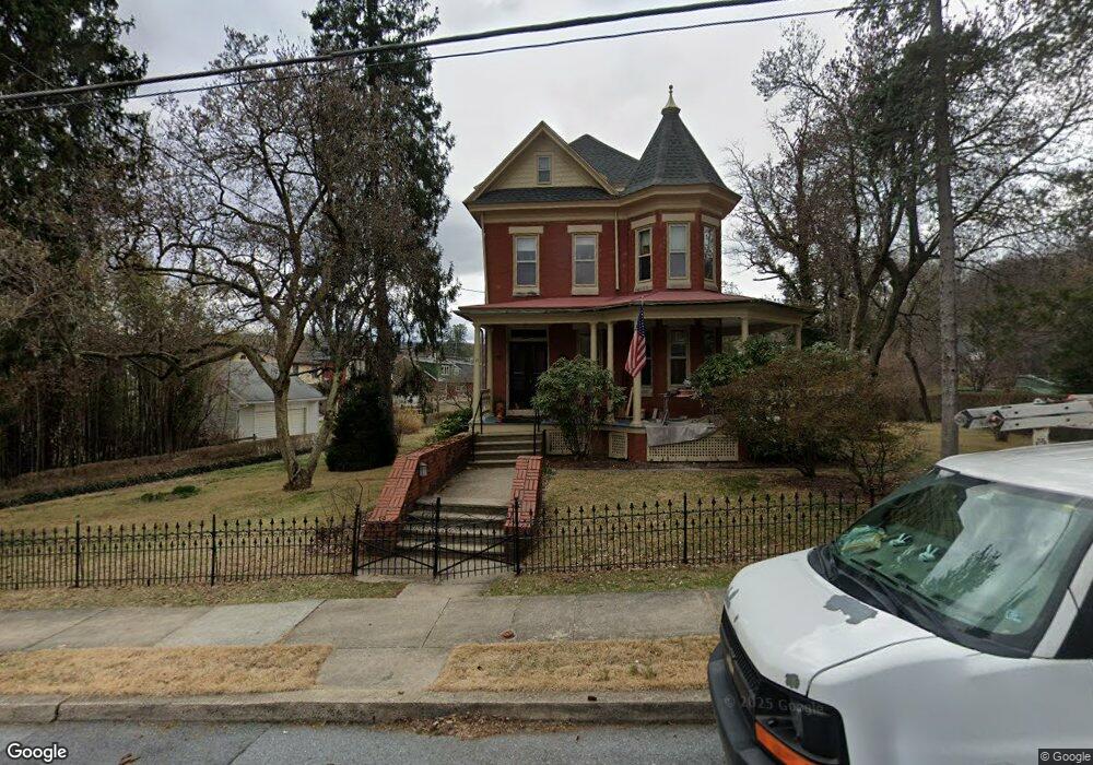 17 Park Ln, Reading, PA 19606 - photo 1