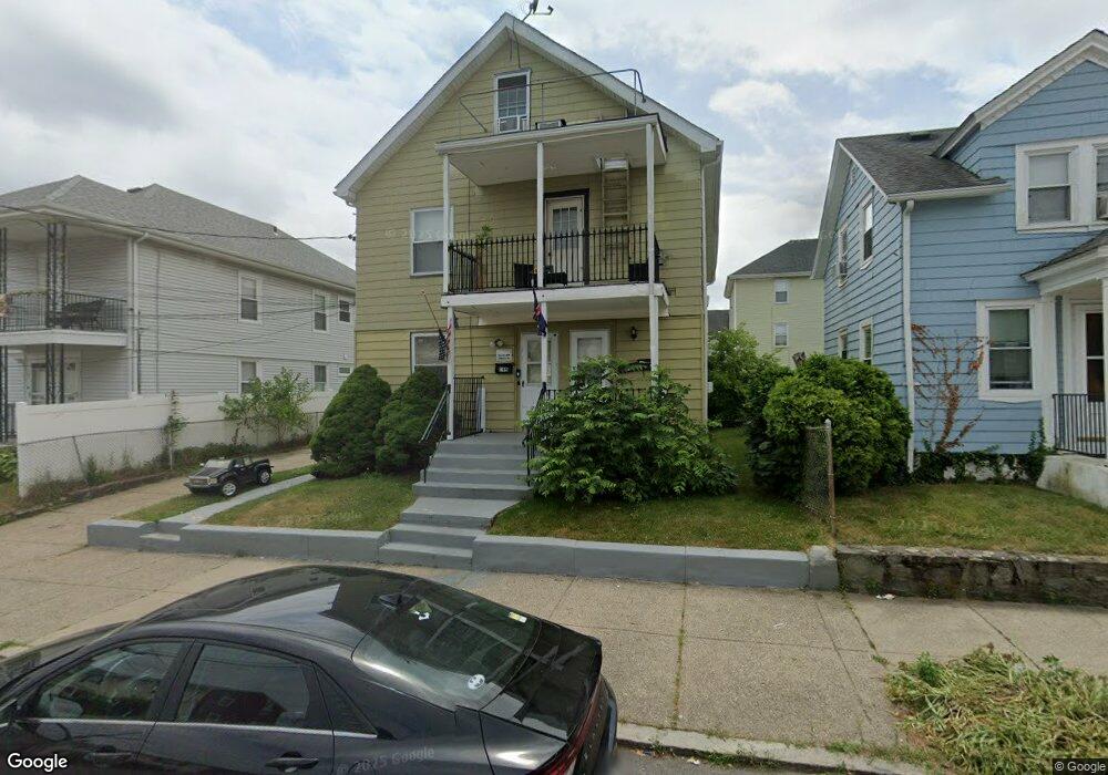 193 Meadow St unit 1, Pawtucket, RI 02860 - photo 1