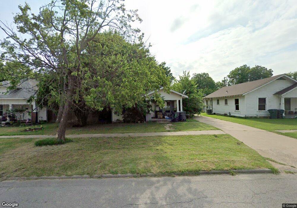 711 E St NW, Ardmore, OK 73401 - photo 1