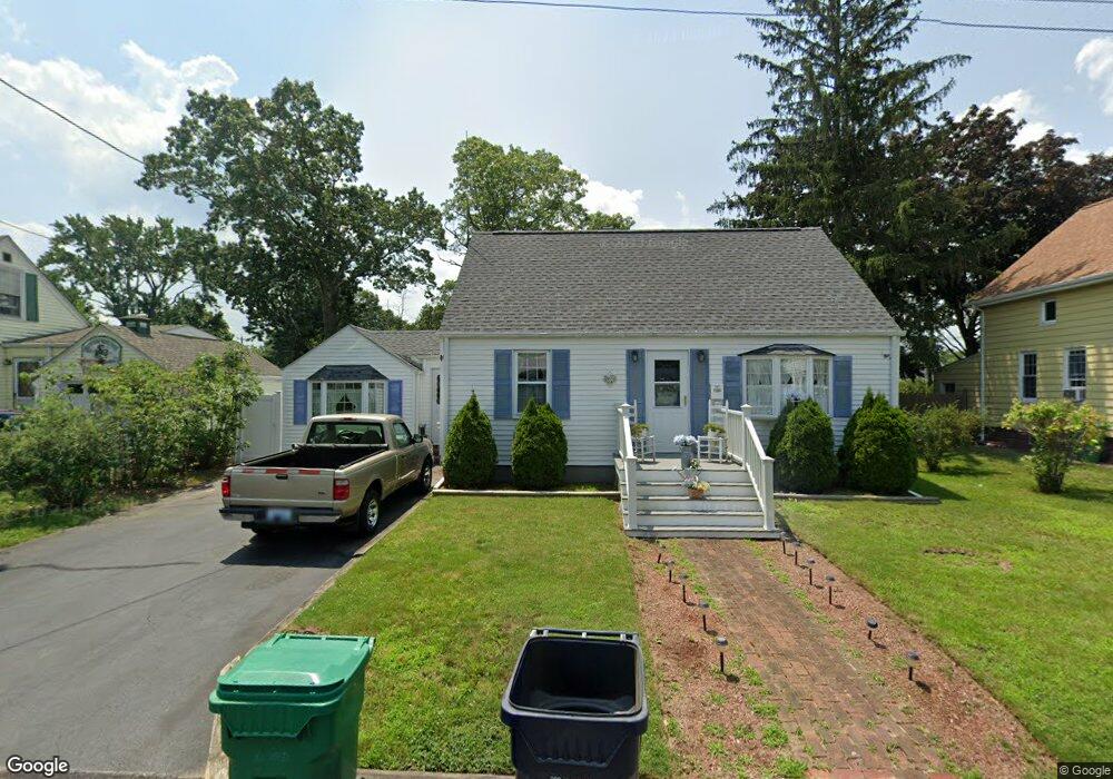 347 Sargent St, Warwick, RI 02888 - photo 1