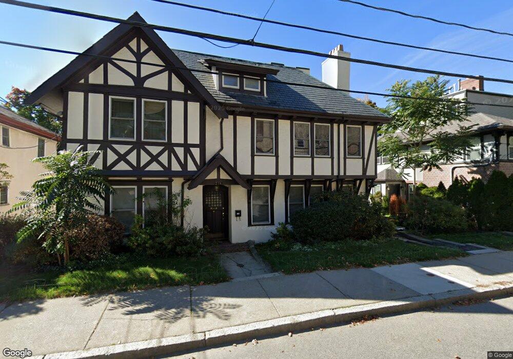 274 Tappan St unit 1, Brookline, MA 02445 - photo 1