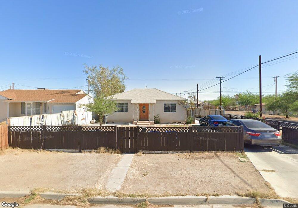 704 El Centro Ave, El Centro, CA 92243 - photo 1