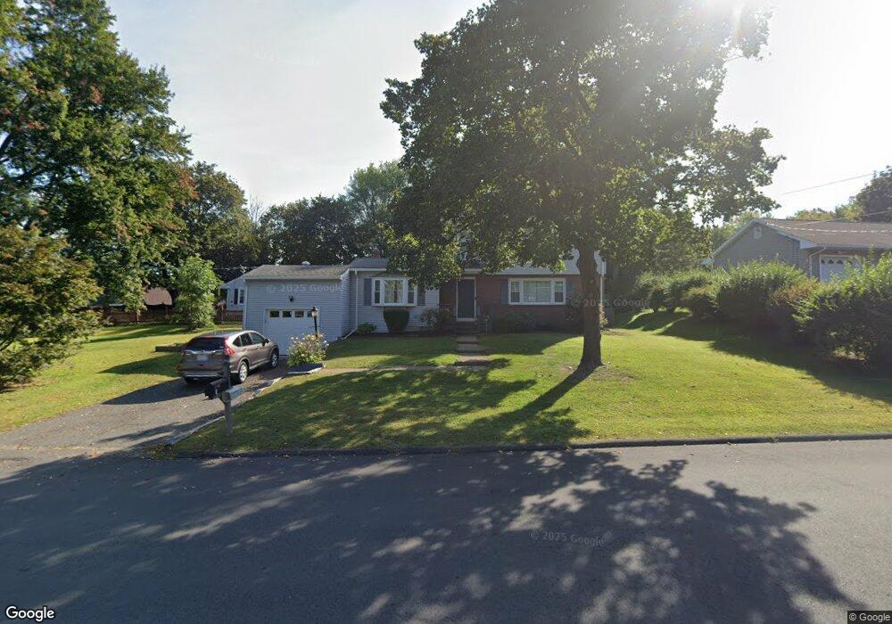 8 Parkview Dr, South Hadley, MA 01075 - photo 1