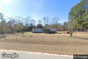 80 Sally St, Wedgefield, SC 29168