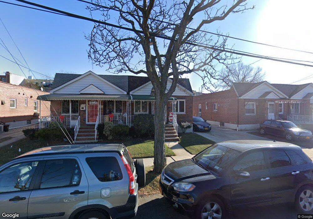 5395 62nd St, Maspeth, NY 11378 - photo 1