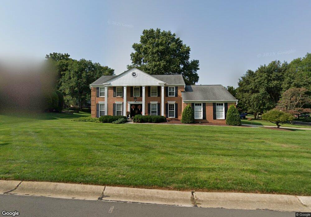 12812 Deep Spring Dr, Potomac, MD 20854 - photo 1