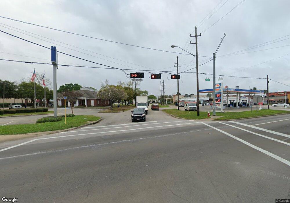 10 Quinn Rd, Tomball, TX 77375 - photo 1