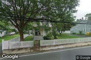 9 Station Rd, Cranbury, NJ 08512