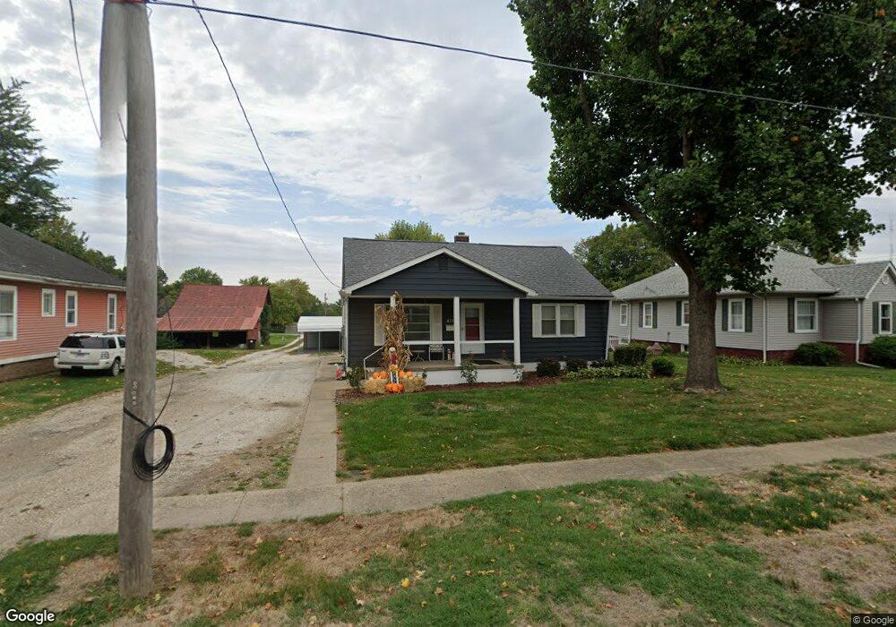 411 S Main St, Virginia, IL 62691 - photo 1