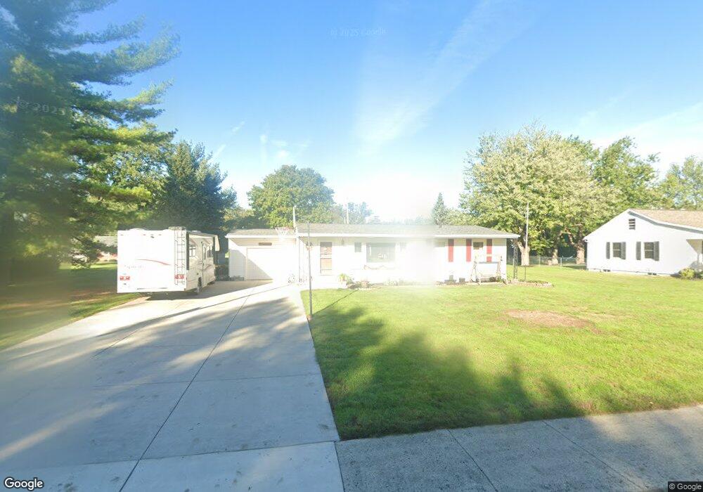 505 S Rauthland Ave, Wapakoneta, OH 45895 - photo 1