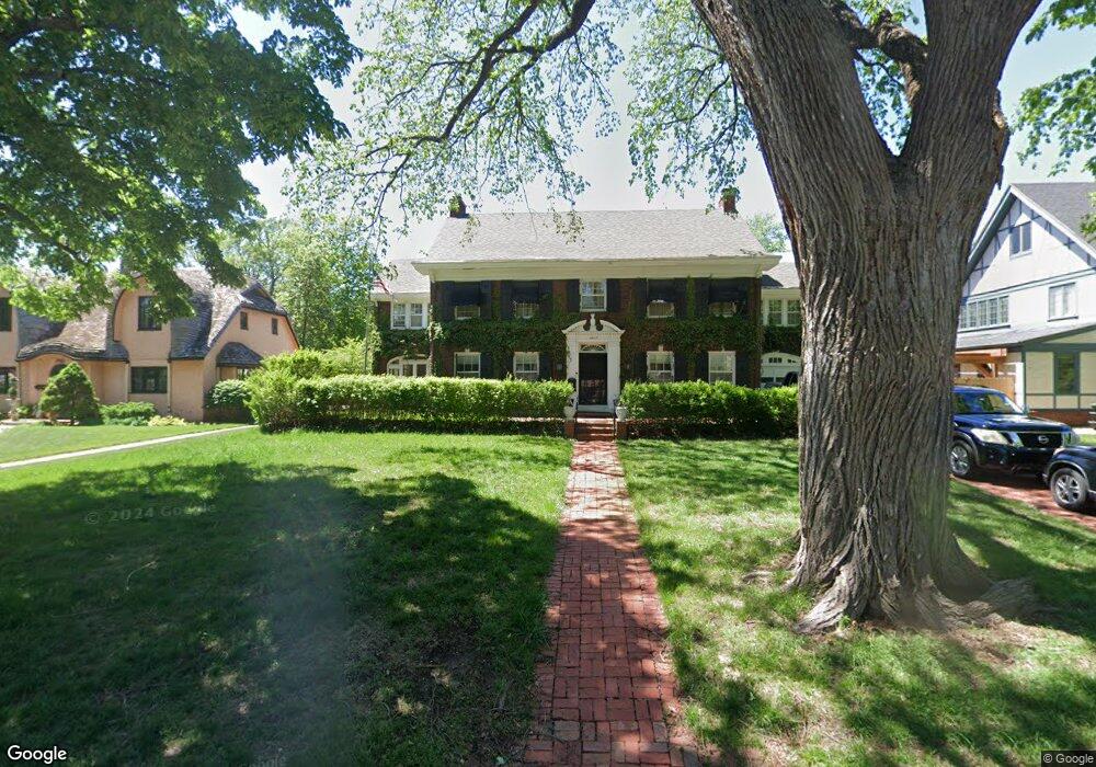 1617 SW MacVicar Ave, Topeka, KS 66604 - photo 1