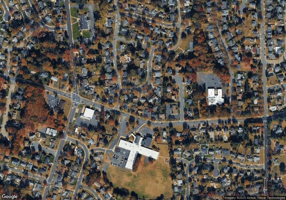 4 Ambler Ct, Matawan, NJ 07747 - photo 1